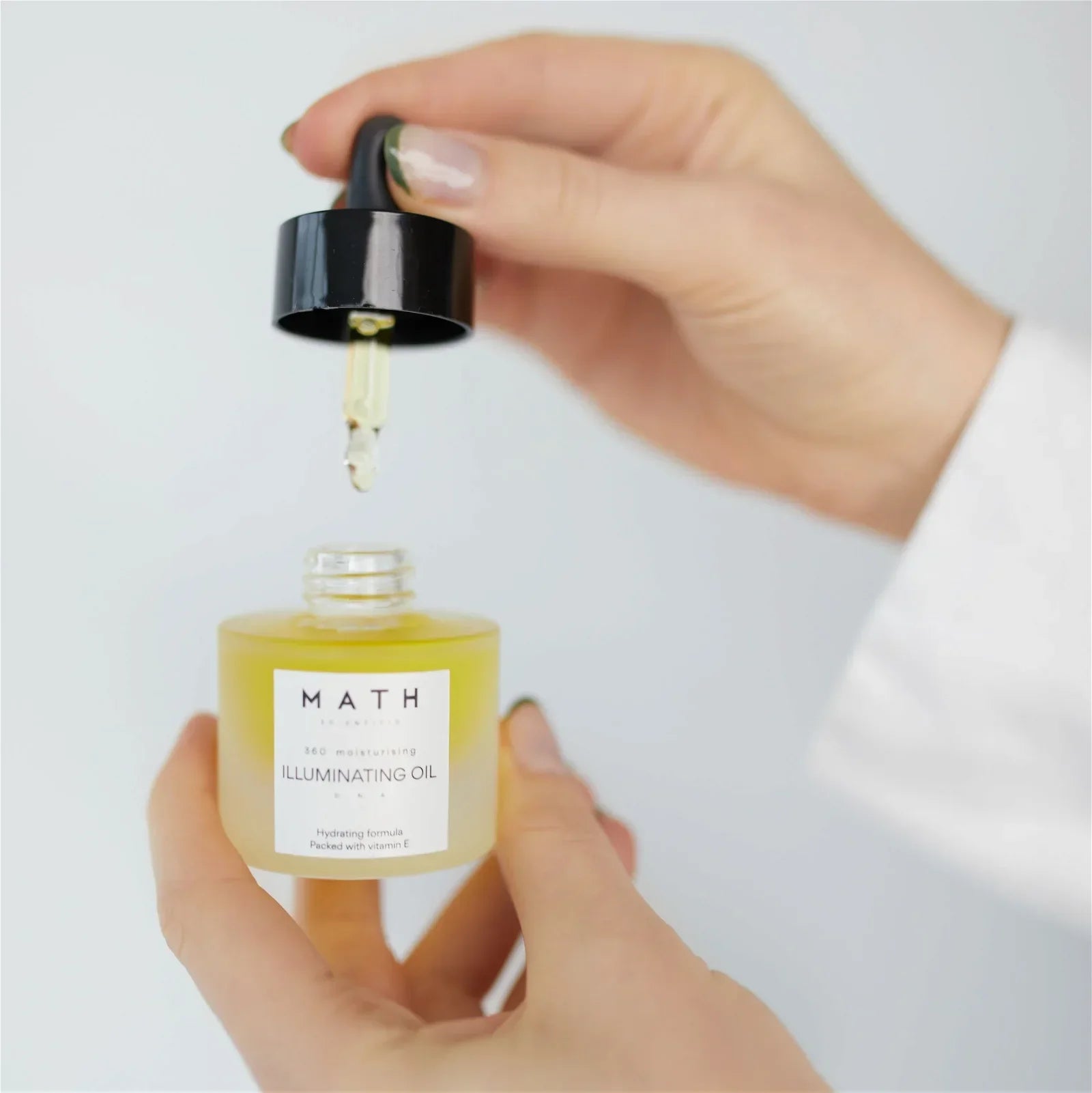 Restorative oil complex ILLUMINATING OIL